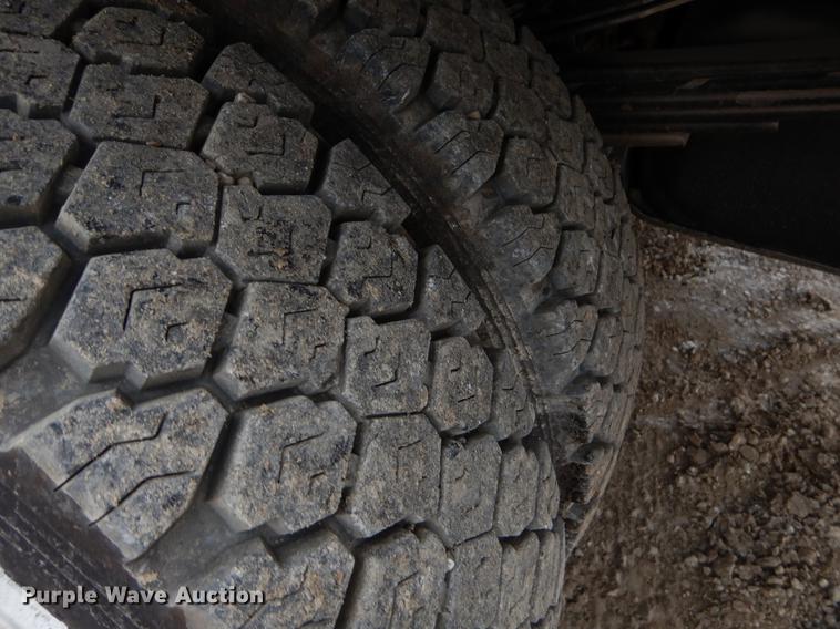 image for item FQ9709 2014 Dodge Ram 5500 Crew Cab flatbed truck