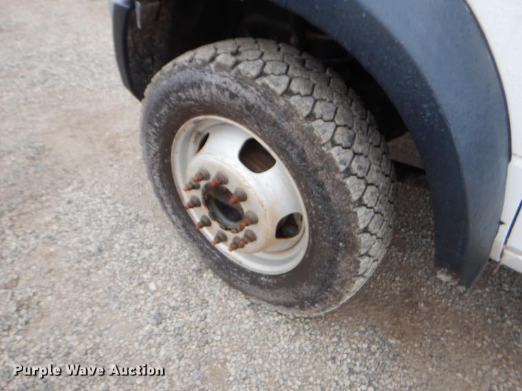 image for item FQ9709 2014 Dodge Ram 5500 Crew Cab flatbed truck