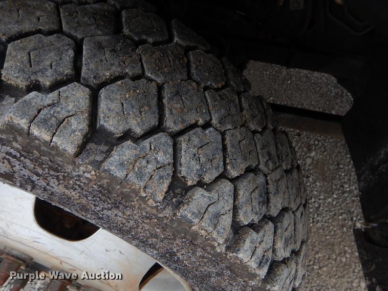 image for item FQ9709 2014 Dodge Ram 5500 Crew Cab flatbed truck