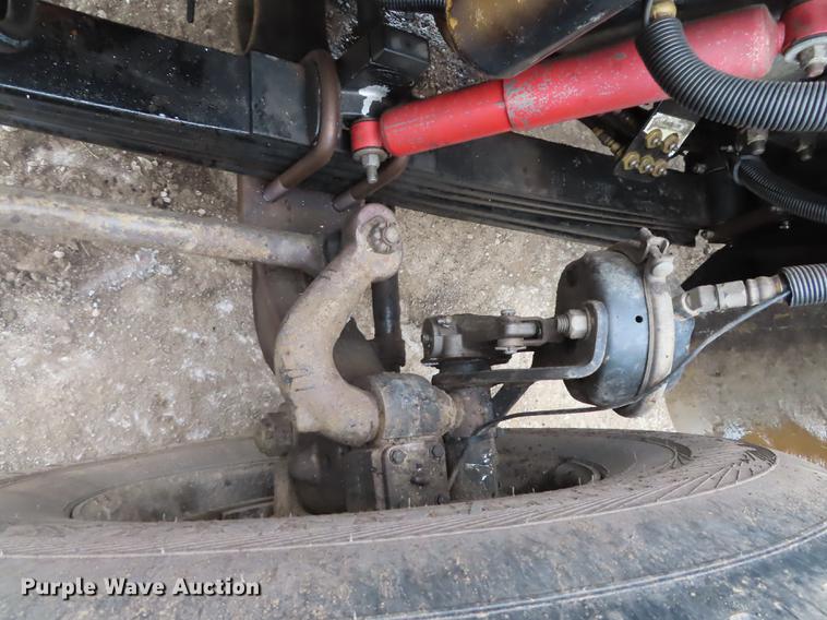 image for item L1489 2005 Peterbilt 378 roll off container truck