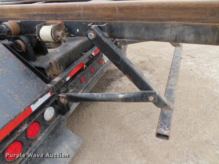 image for item L1489 2005 Peterbilt 378 roll off container truck