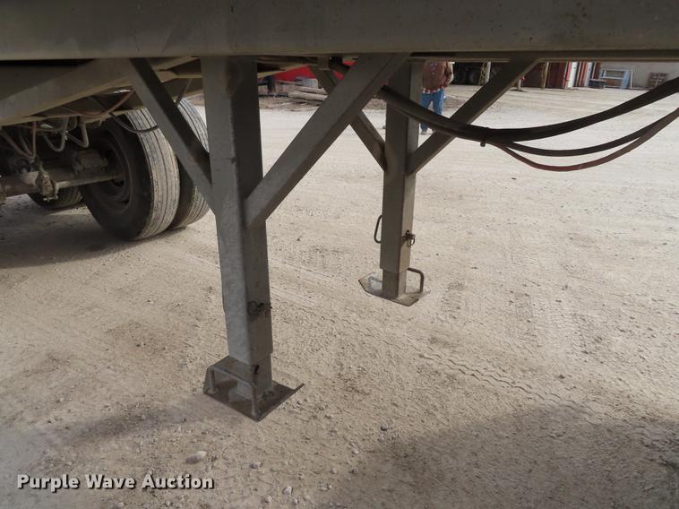 image for item L1490 1998 Hilbilt Hi Dump end dump trailer