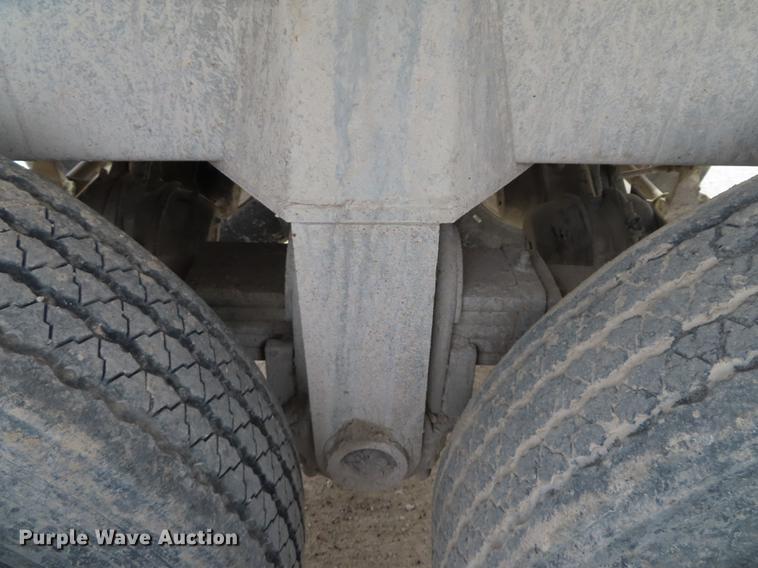 image for item L1490 1998 Hilbilt Hi Dump end dump trailer