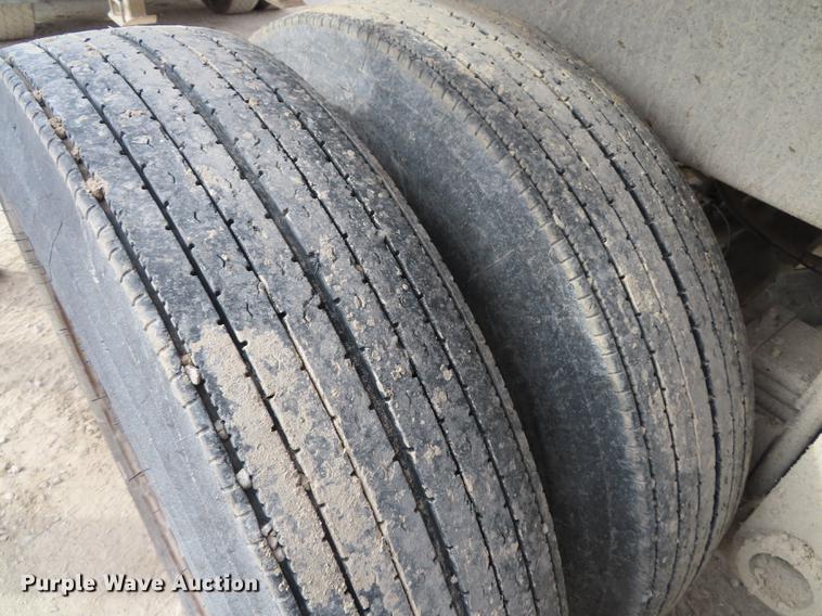 image for item L1490 1998 Hilbilt Hi Dump end dump trailer