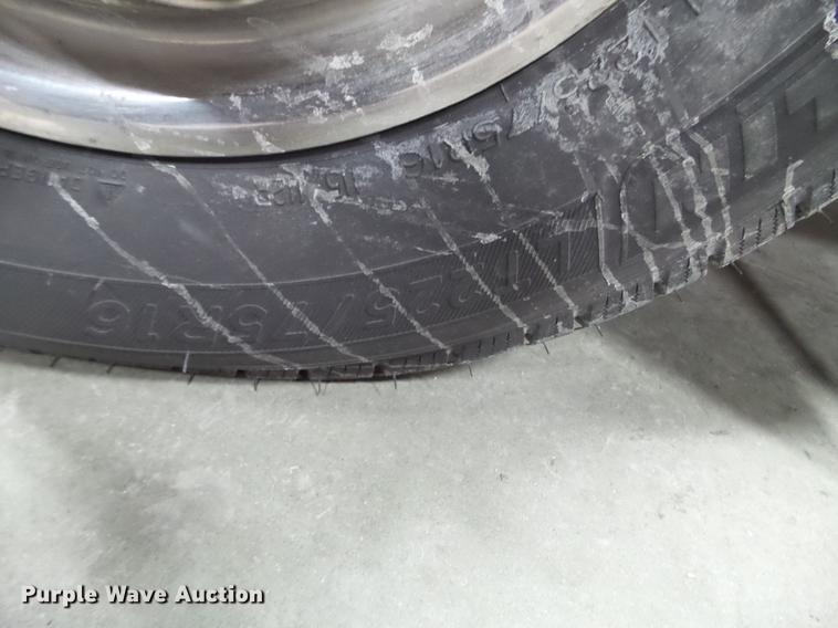 image for item DC1248 2000 Ford Econoline E450 Super Duty ambulance