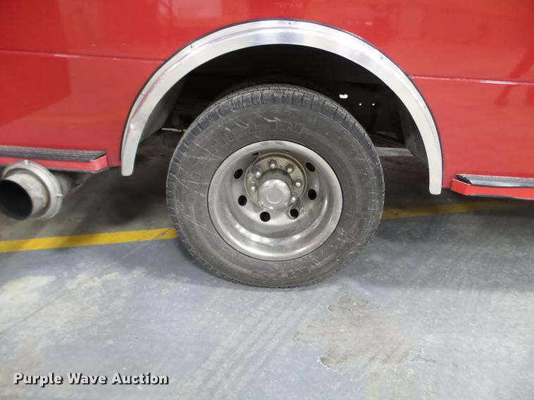 image for item DC1248 2000 Ford Econoline E450 Super Duty ambulance