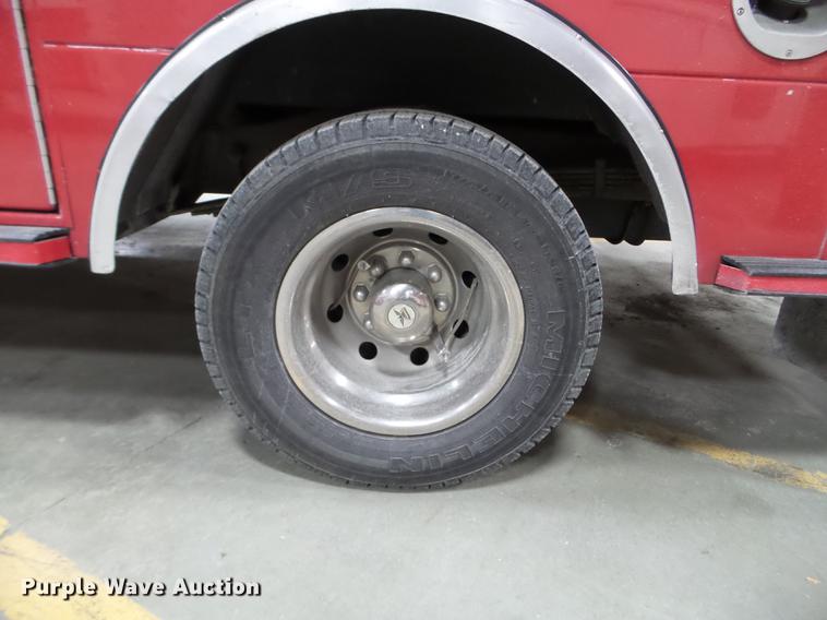 image for item DC1248 2000 Ford Econoline E450 Super Duty ambulance