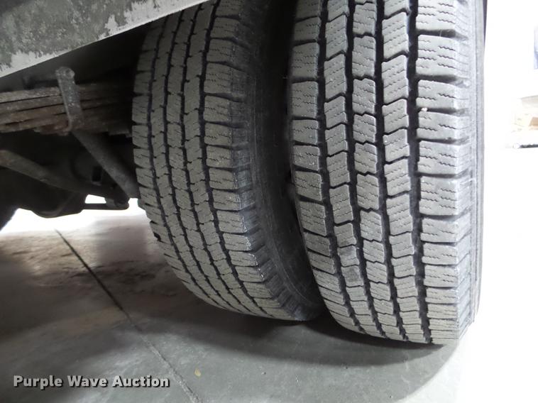 image for item DC1248 2000 Ford Econoline E450 Super Duty ambulance