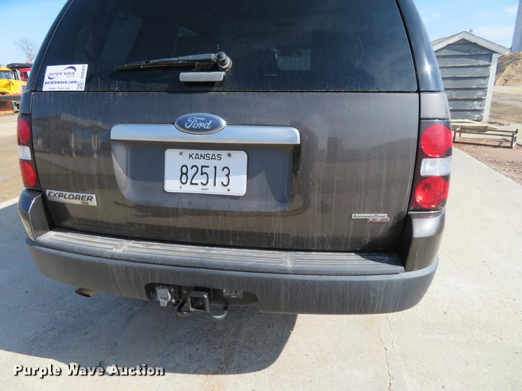 image for item DD6922 2007 Ford Explorer SUV