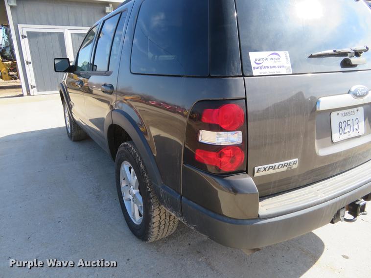 image for item DD6922 2007 Ford Explorer SUV