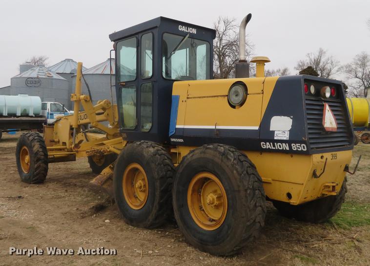 image for item DD6927 1995 Galion Dresser 850 motor grader