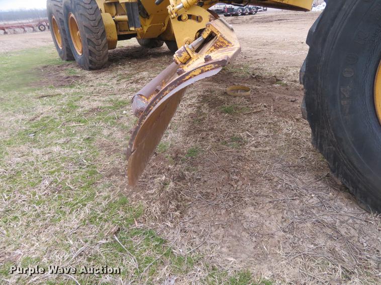 image for item DD6927 1995 Galion Dresser 850 motor grader