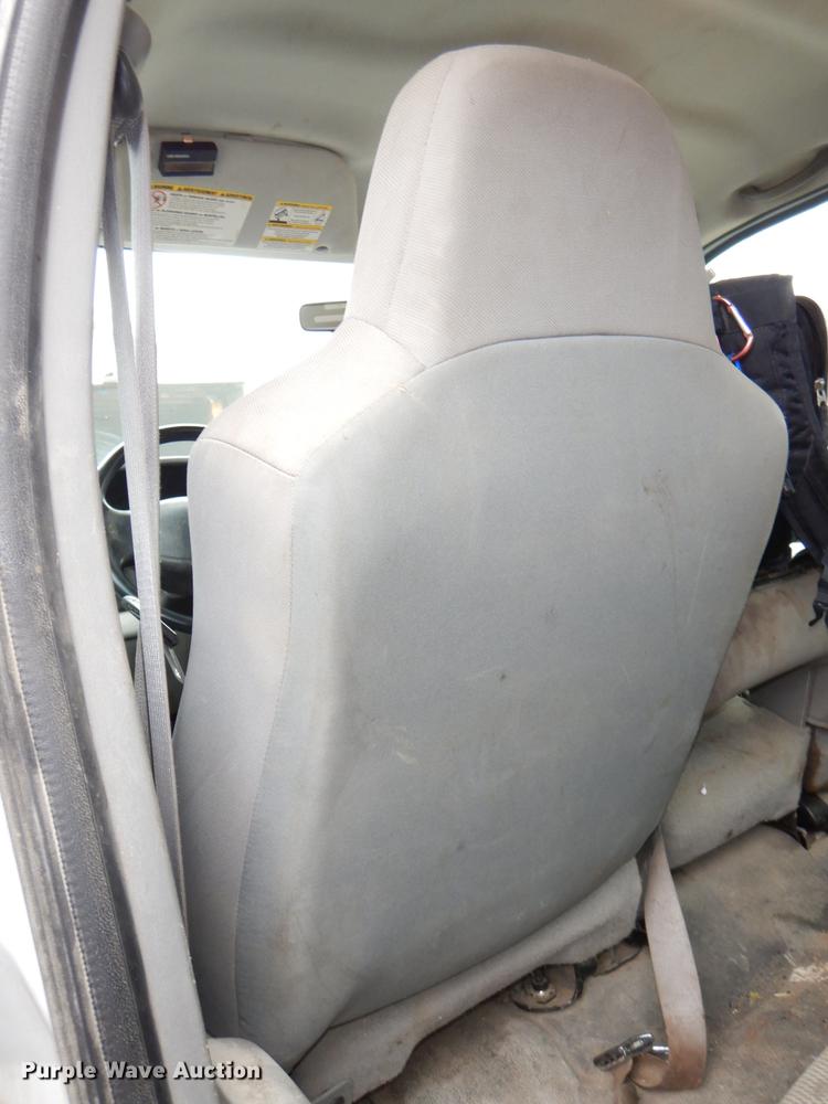 image for item DE0012 2007 Ford F450 Super Duty XL Crew Cab dump bed pickup truck