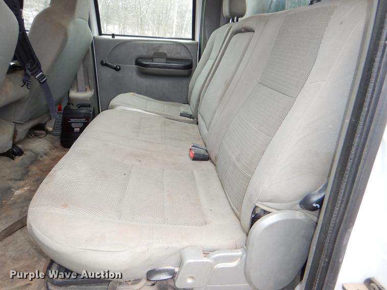 image for item DE0012 2007 Ford F450 Super Duty XL Crew Cab dump bed pickup truck