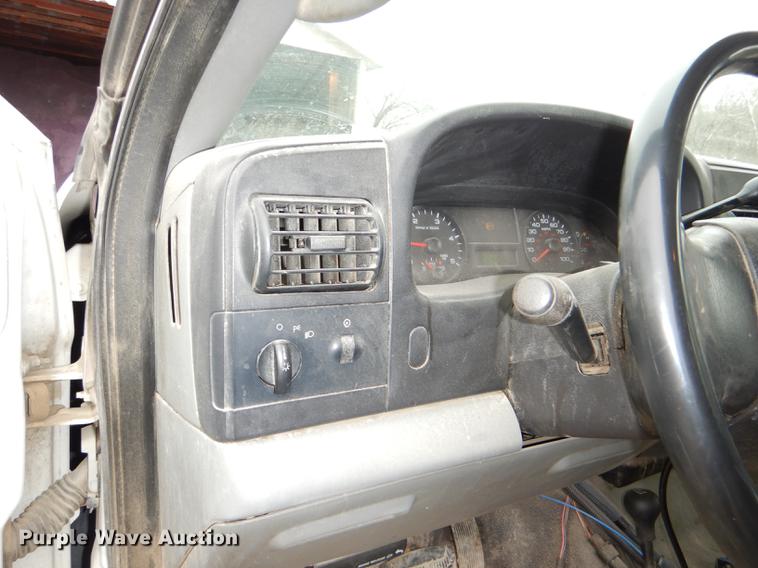 image for item DE0012 2007 Ford F450 Super Duty XL Crew Cab dump bed pickup truck