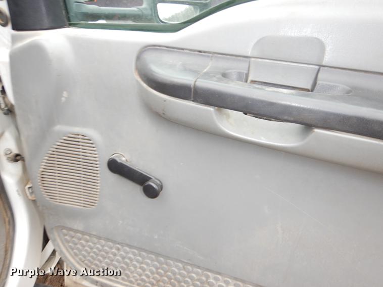 image for item DE0012 2007 Ford F450 Super Duty XL Crew Cab dump bed pickup truck