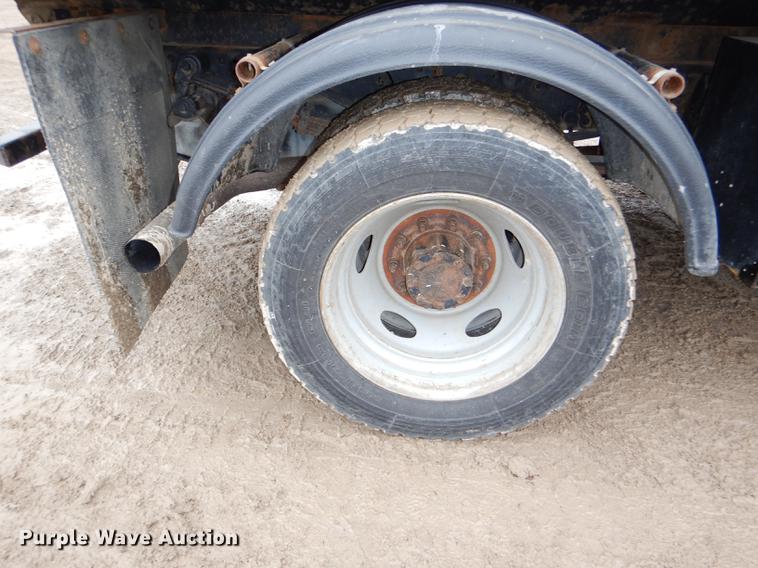 image for item DE0012 2007 Ford F450 Super Duty XL Crew Cab dump bed pickup truck