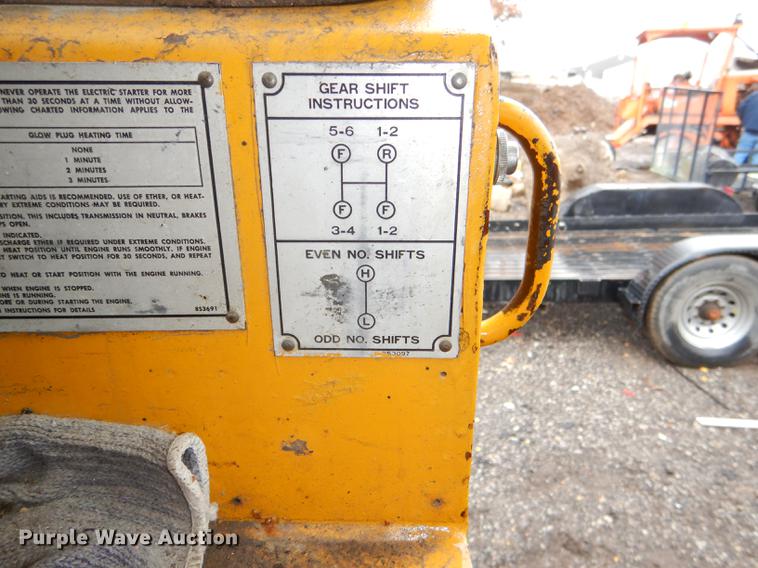 image for item DE0025 1972 Caterpillar 112F rigid frame motor grader