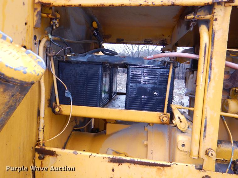 image for item DE0025 1972 Caterpillar 112F rigid frame motor grader