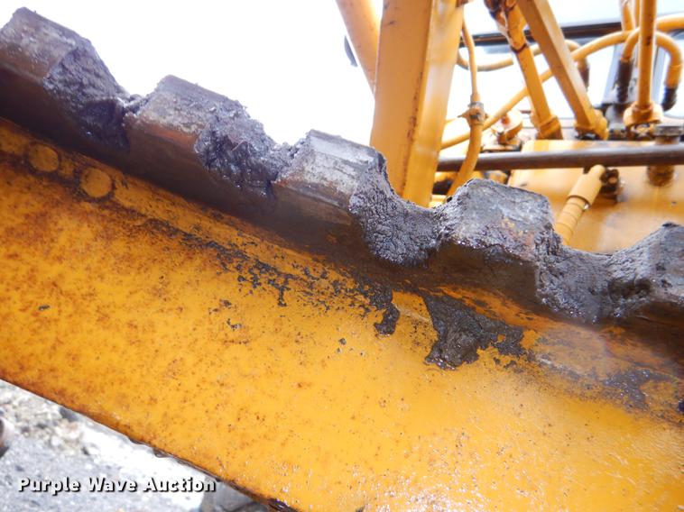 image for item DE0025 1972 Caterpillar 112F rigid frame motor grader