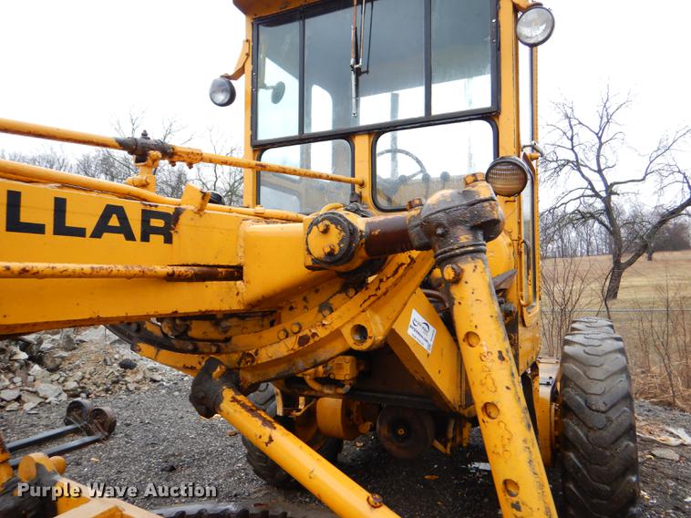 image for item DE0025 1972 Caterpillar 112F rigid frame motor grader