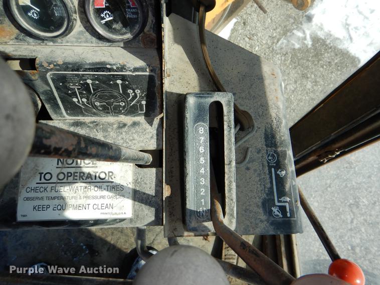 image for item DE0142 1984 John Deere 670A motor grader