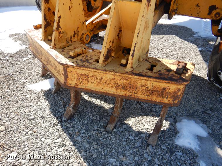 image for item DE0142 1984 John Deere 670A motor grader