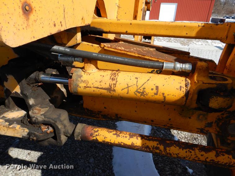 image for item DE0142 1984 John Deere 670A motor grader