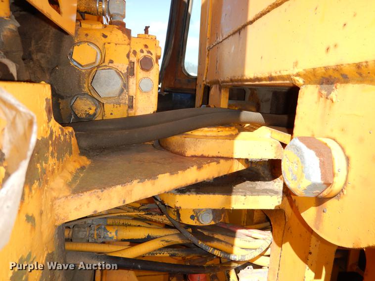 image for item DE0142 1984 John Deere 670A motor grader