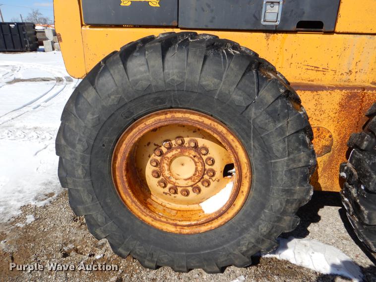 image for item DE0142 1984 John Deere 670A motor grader