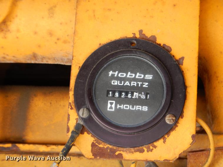 image for item DE0142 1984 John Deere 670A motor grader