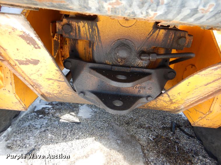 image for item DE0142 1984 John Deere 670A motor grader