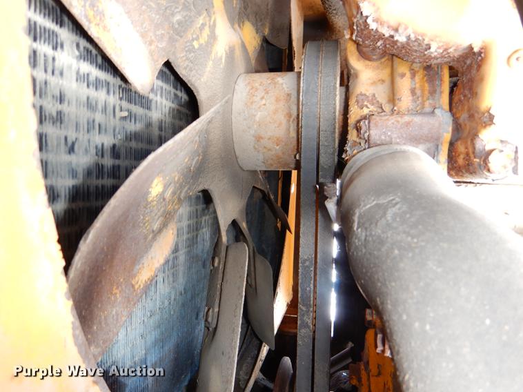 image for item DE0142 1984 John Deere 670A motor grader