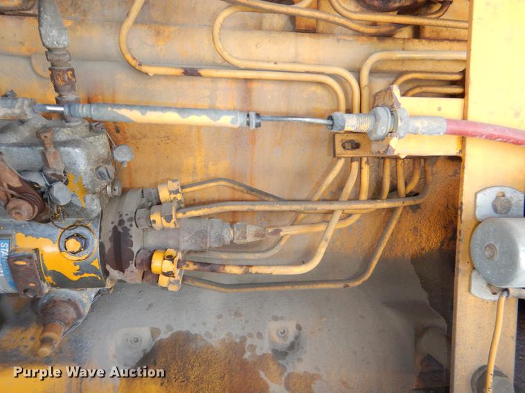 image for item DE0142 1984 John Deere 670A motor grader