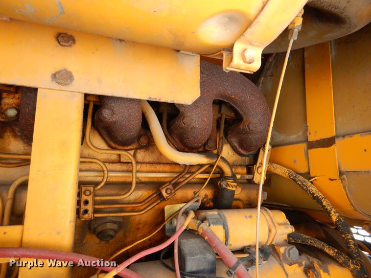 image for item DE0142 1984 John Deere 670A motor grader