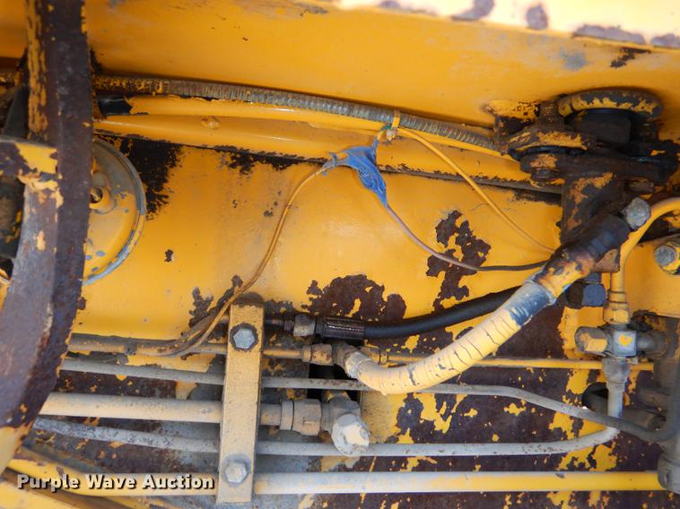 image for item DE0142 1984 John Deere 670A motor grader