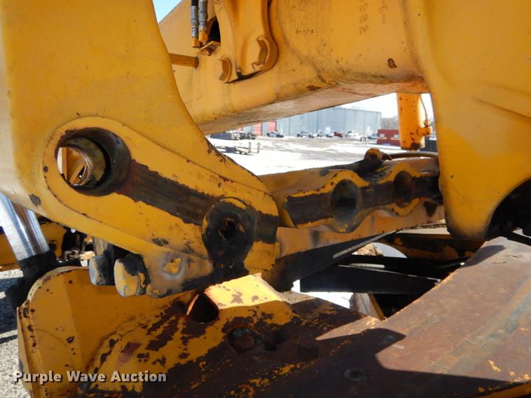 image for item DE0142 1984 John Deere 670A motor grader