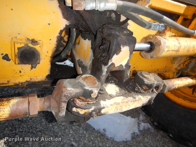 image for item DE0142 1984 John Deere 670A motor grader