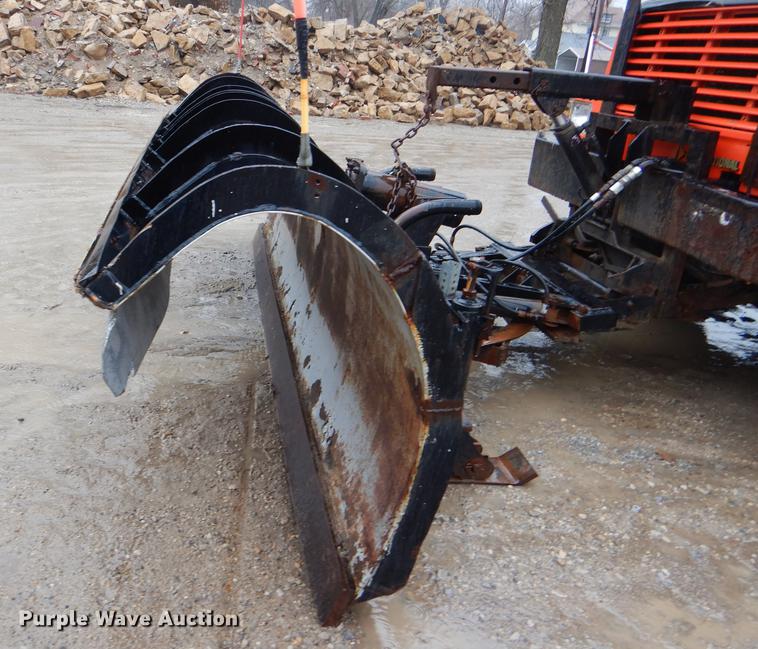 image for item DE0154 1993 International 4900 dump truck