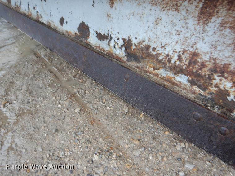 image for item DE0154 1993 International 4900 dump truck