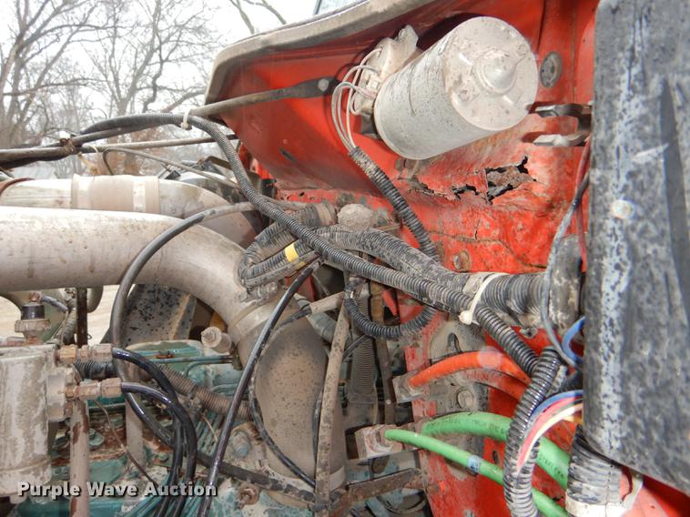 image for item DE0154 1993 International 4900 dump truck
