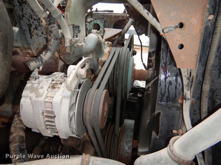 image for item DE0154 1993 International 4900 dump truck