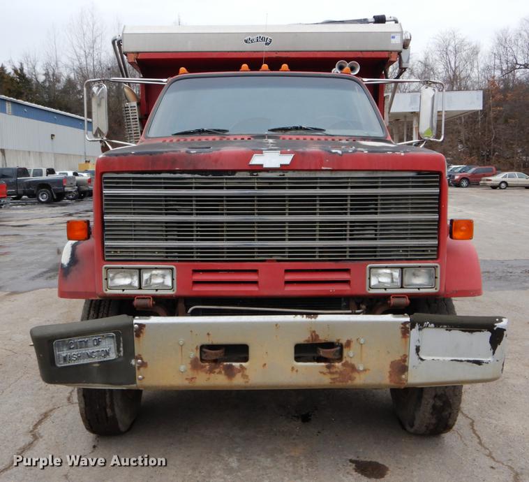image for item DE6043 1987 Chevrolet C70 dump truck