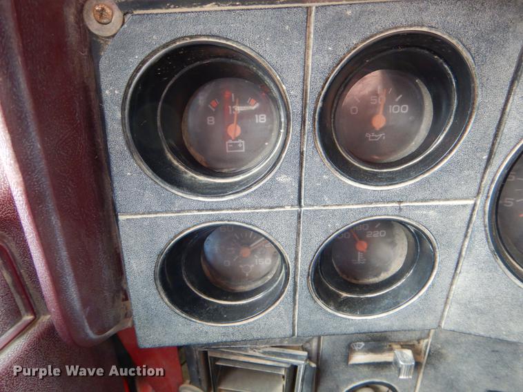 image for item DE6043 1987 Chevrolet C70 dump truck