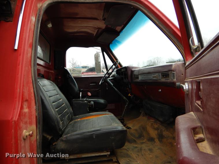 image for item DE6043 1987 Chevrolet C70 dump truck