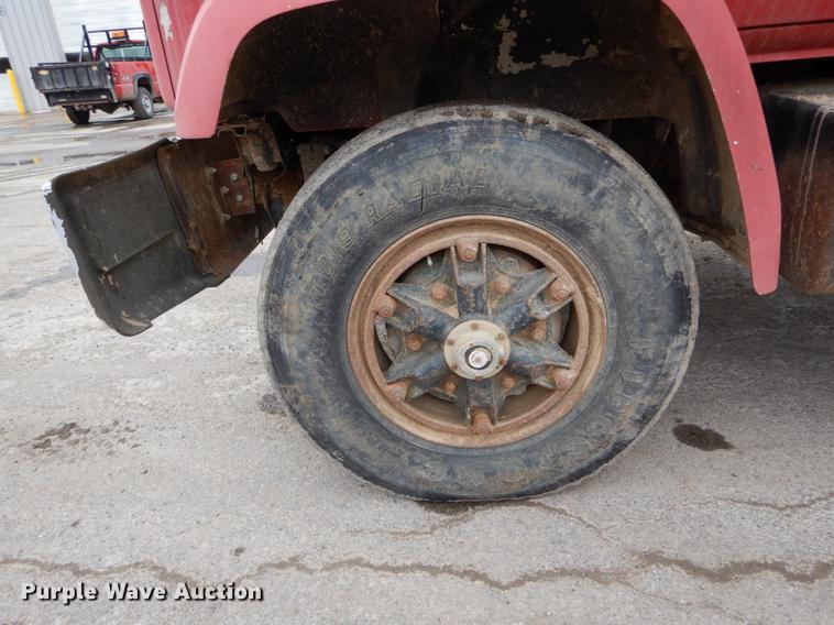 image for item DE6043 1987 Chevrolet C70 dump truck