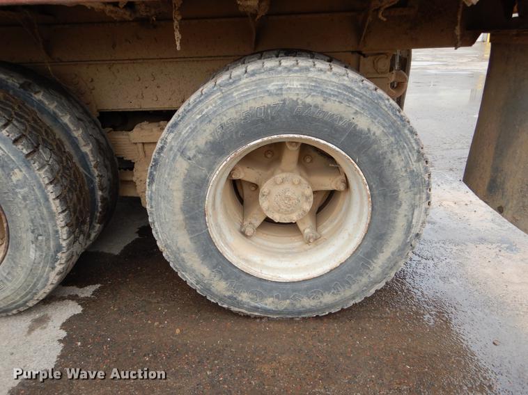 image for item DE6043 1987 Chevrolet C70 dump truck