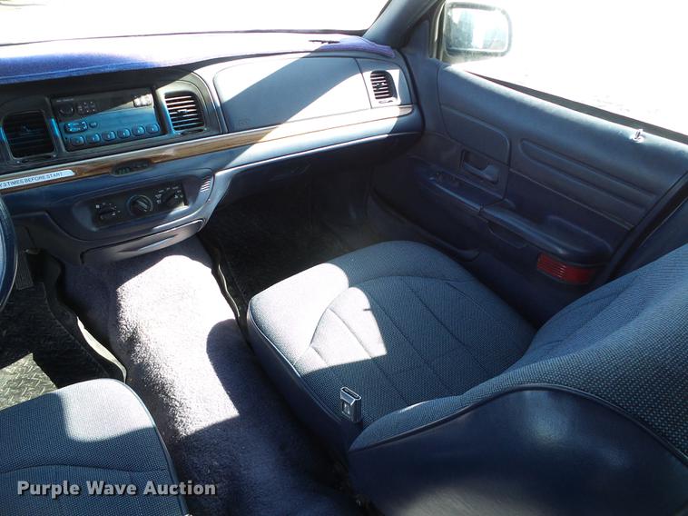 image for item DF2968 1995 Ford Crown Victoria Police Interceptor