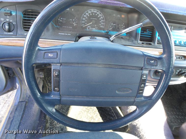 image for item DF2968 1995 Ford Crown Victoria Police Interceptor