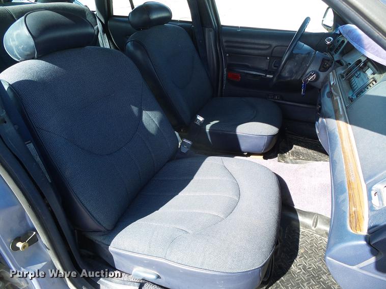 image for item DF2968 1995 Ford Crown Victoria Police Interceptor